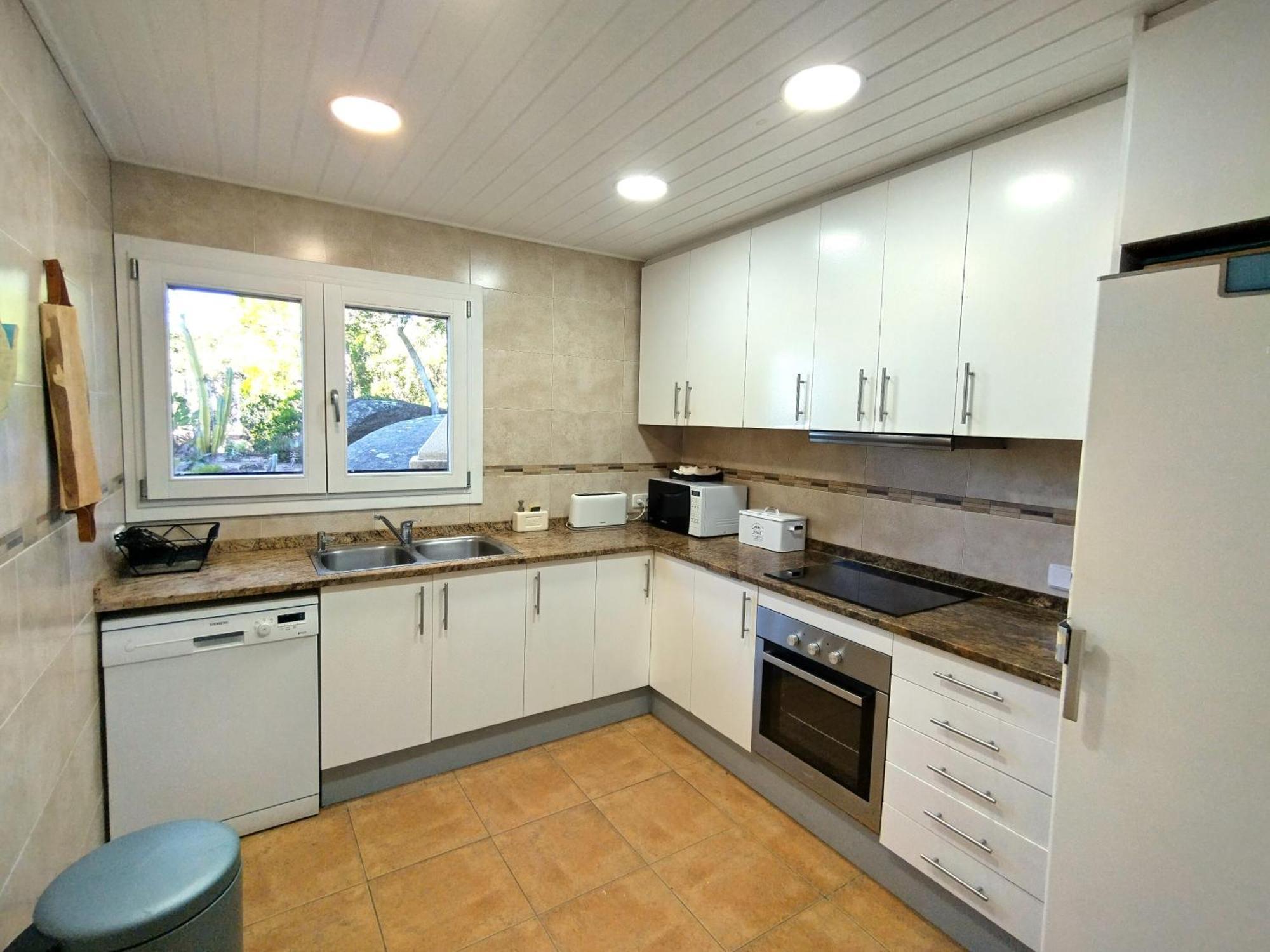 Вилла Casa Feliz Sant Cebria de Vallalta Экстерьер фото